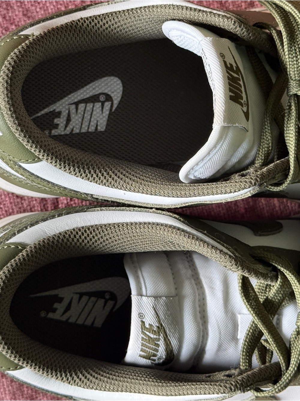 Nike Dunk Low - Medium Olive - Picture 9 of 9